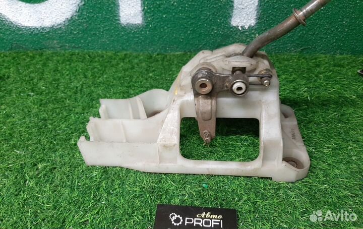 В наличии: Кулиса на Mitsubishi Lancer 9