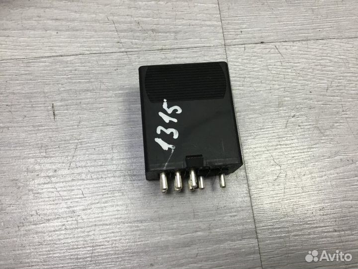 Другие реле моторного отсека Mercedes-Benz Vito