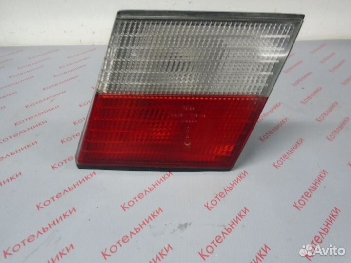 Nissan 26550-2F925 Фонарь задний правый