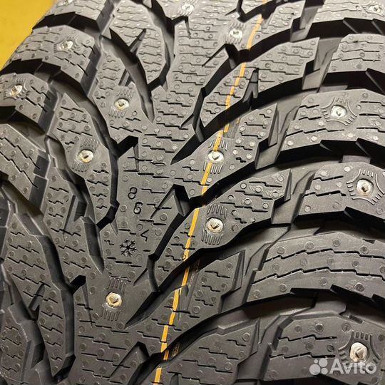 Ikon Tyres Autograph Ice 9 SUV 225/60 R17