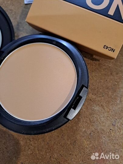 Пудра для лица NC 43. Mac Mac