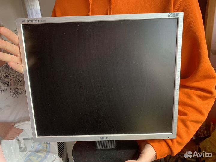 Монитор lg