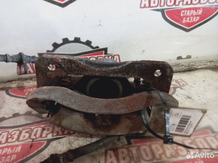 Суппорт тормозной передний левый Honda Cr-X EF7 ZC