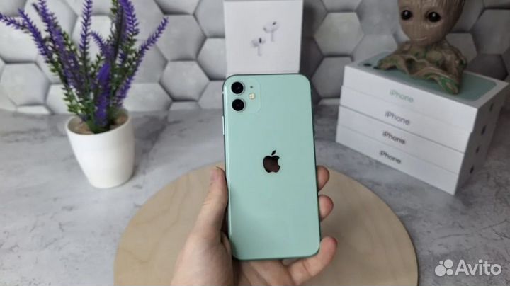 iPhone 11, 64 ГБ