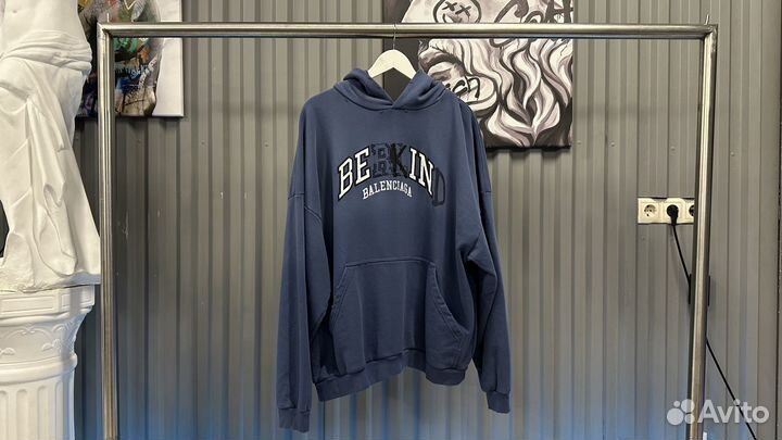 Худи balenciaga
