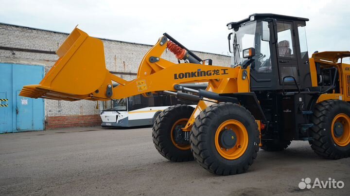 Фронтальный погрузчик Lonking CDM836N, 2023