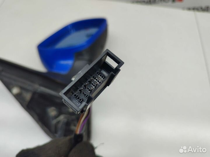 Зеркало правое Volkswagen Golf MK4 1999 г.в