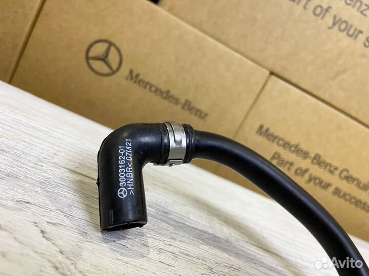 Клапан вентиляции картерных газов для M271