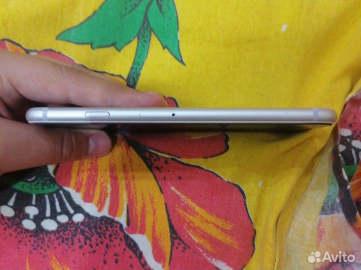 iPhone 6S, 128 ГБ