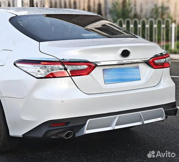 Toyota Camry 70 Диффузор заднего бампера S8EF2