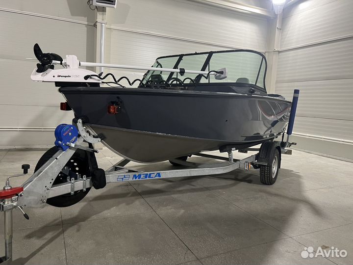 Windboat 4.6 dcx + yamaha f60