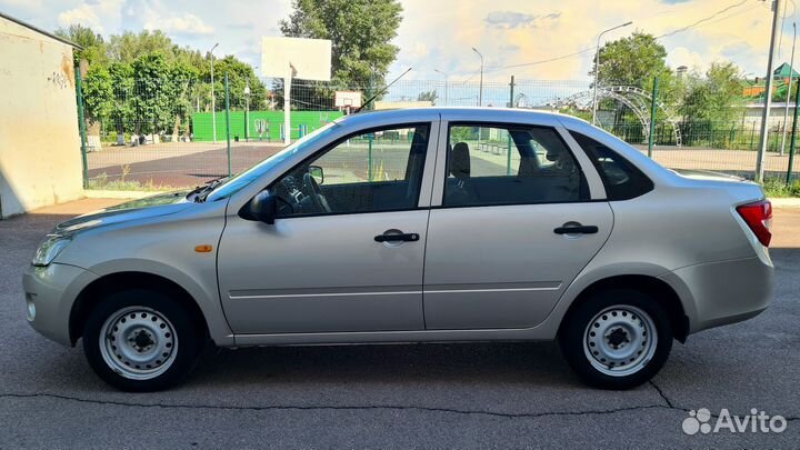 LADA Granta 1.6 МТ, 2013, 92 200 км