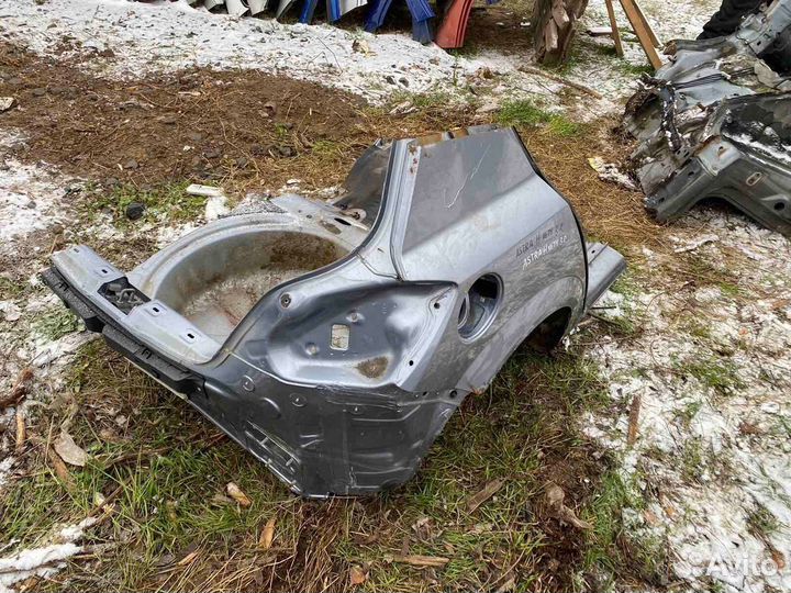 Задняя правая четверть Opel Astra H хетчбек