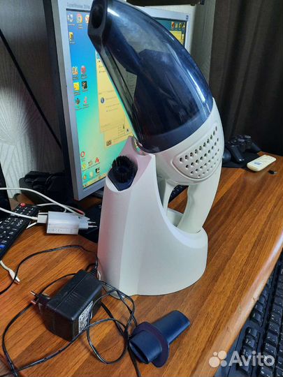 Автомобильный пылесос