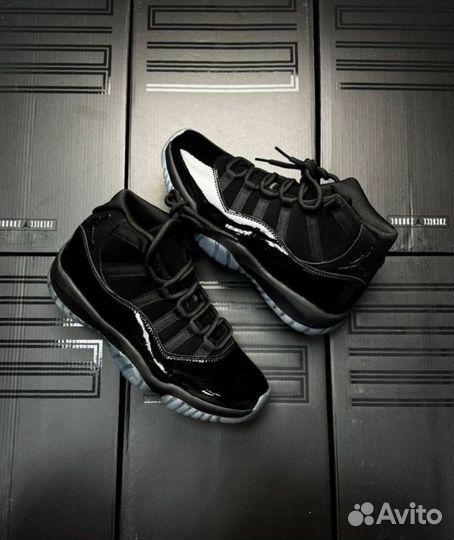 Nike Air Jordan 11 Cap and Gown Black