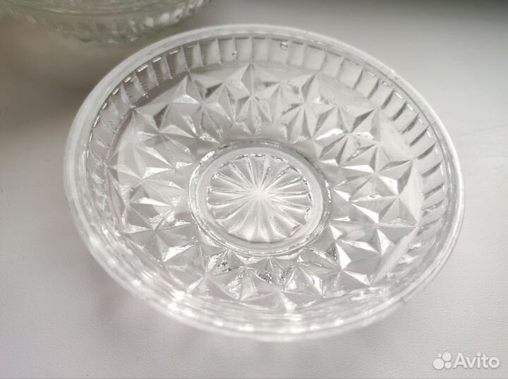 Розетки блюдца