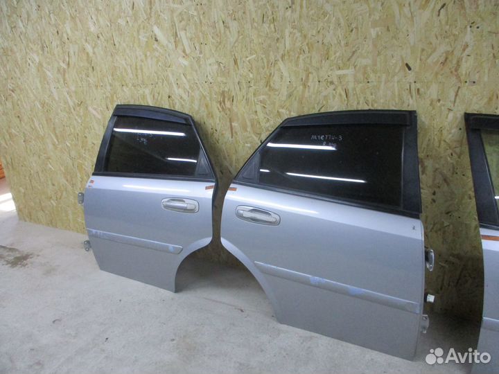 Стекло двери Шевроле Лачетти седан,хэтчбек