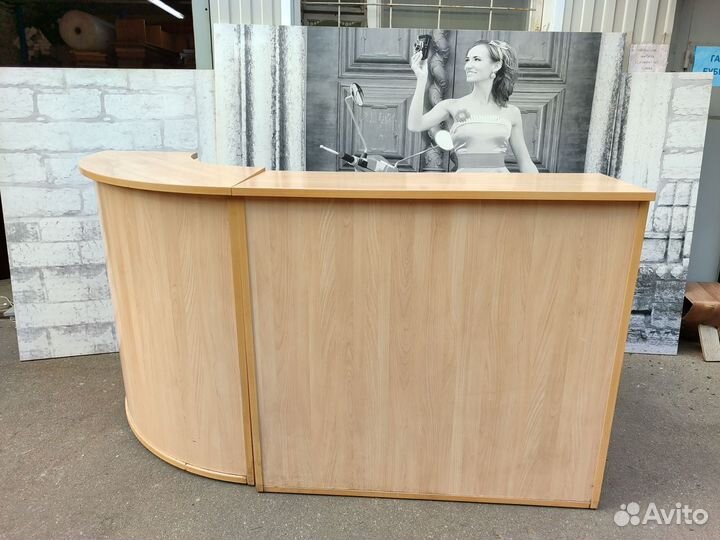 Стойка ресепшен 2 секци) б/у 01-052