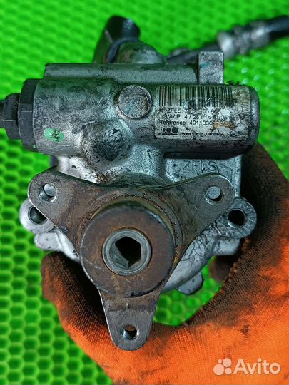 Насос гидроусилителя руля Renault Duster