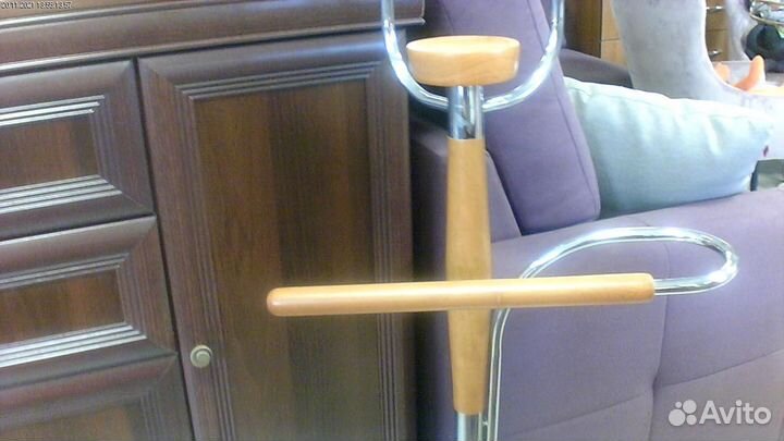 Вешалка для одежды напольная