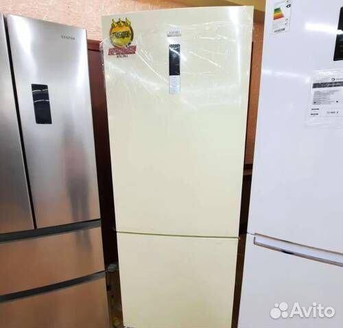 Холодильник полноразмерный с морозильником Ascoli