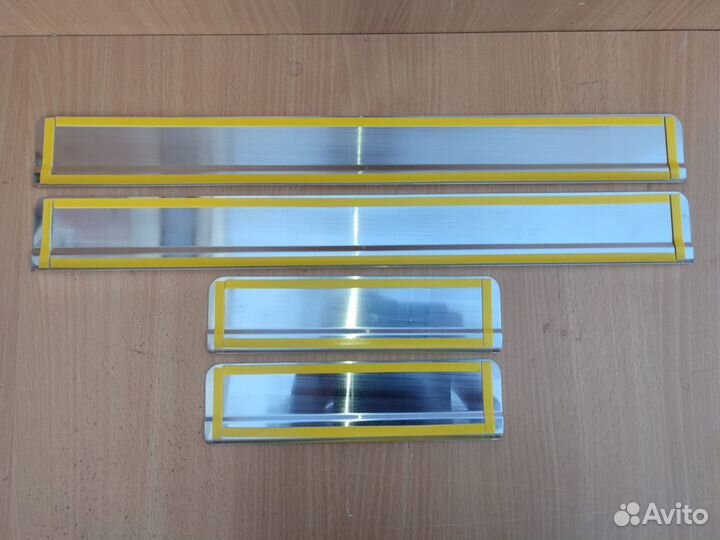 Накладки на пороги Mitsubishi Outlander 3 (нерж)