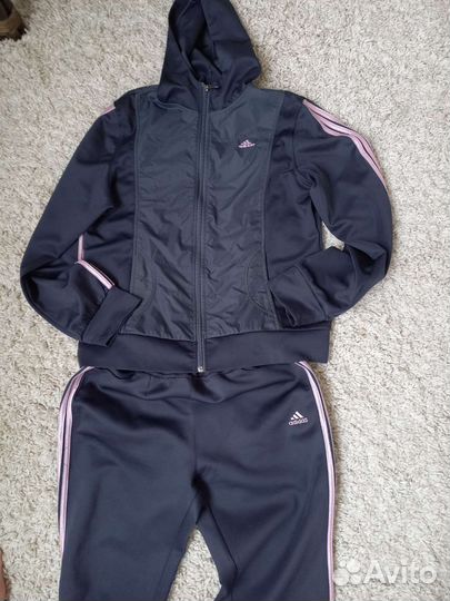 Спортивный костюм adidas для девочек