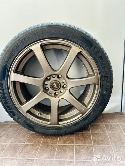 Диски work Emotion XT7