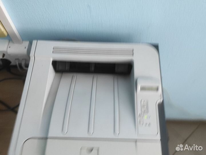 Принтер HP 2055