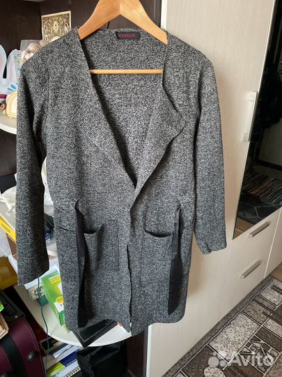 Тонкий трикотажный кардиган