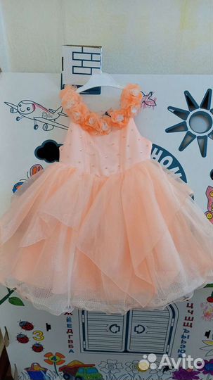 Нарядное платье для девочки