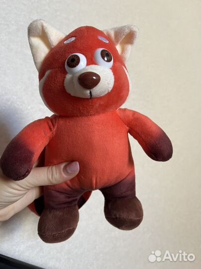 Игрушка из мультфильма я краснею красная панда