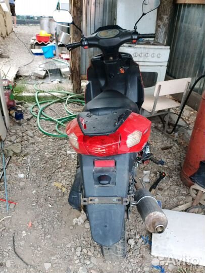 Продаю китайский мопед