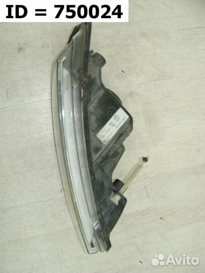 Птф передняя правая Skoda Octavia