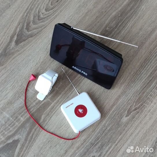 Кнопка вызова помощи инвалидам в санузел