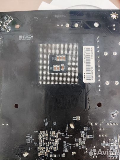 Материнская плата 775 держит 4 ядра и др