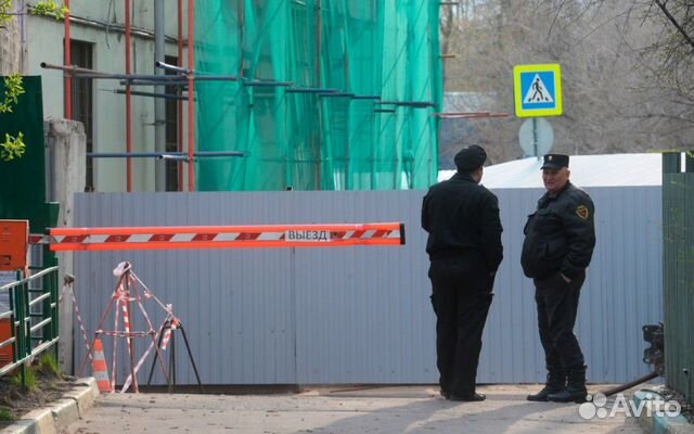 Охранник на вахту