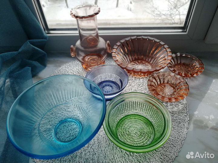 Вазы цветное стекло