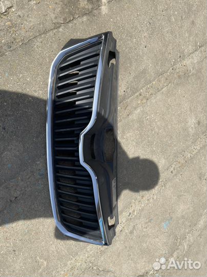 Решетка радиатора skoda rapid