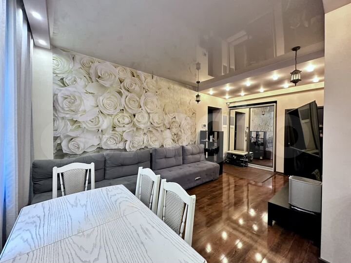 3-к. квартира, 83 м², 2/5 эт.