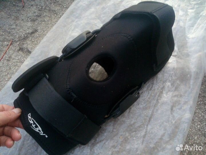 Коленный ортез