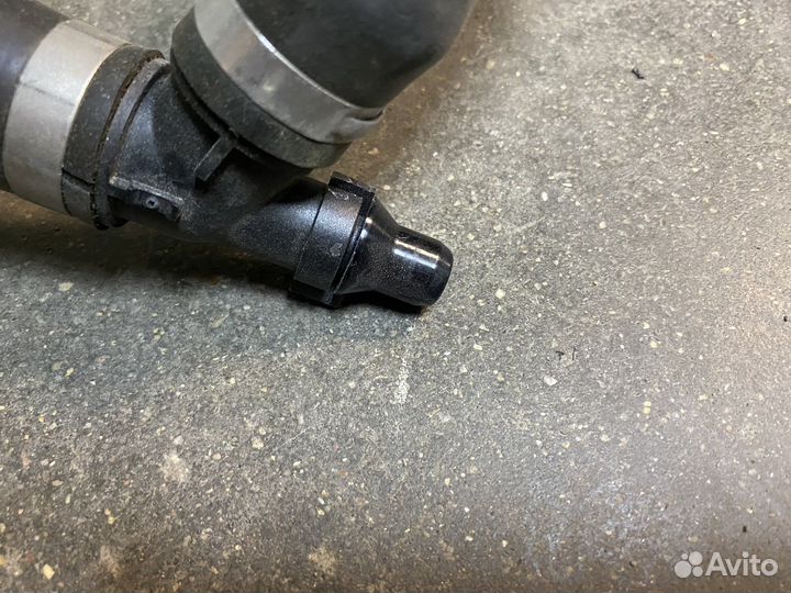 Шланг системы охлаждения Mercedes 167 GLE GLS AMG