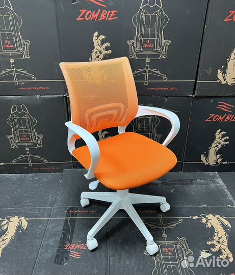 Компьютерное кресло новое