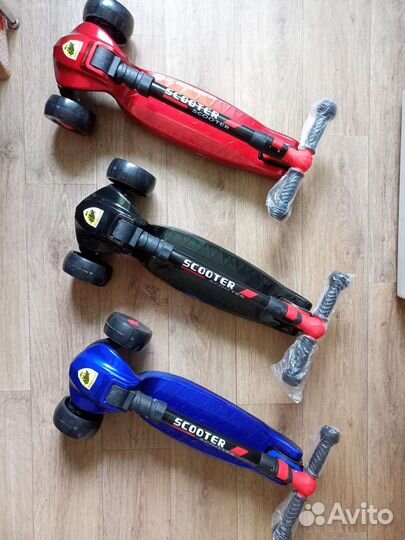 Самокат новый детский трехколесный складной