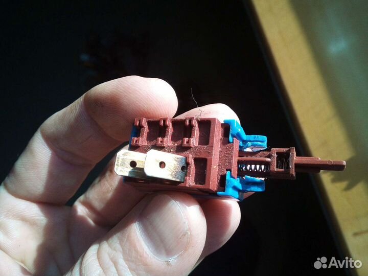 Кнопка включения