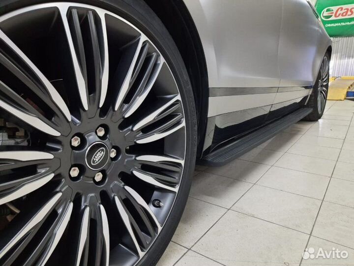 Пороги выдвижные Range Rover Velar Land Rover