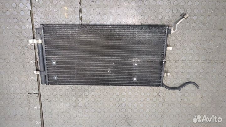 Радиатор кондиционера Audi Q5