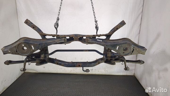 Балка подвески задняя Audi Q3