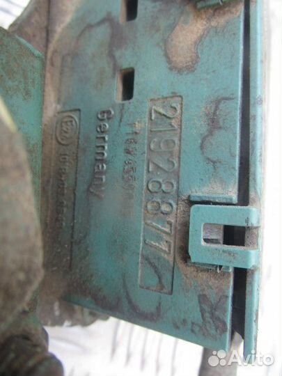 Реле подогревателя Volvo 21928877