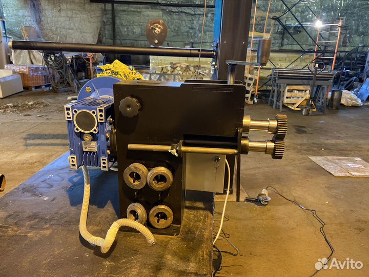 Зиговочный станок. Зиговочная машина сфе-250х1,2